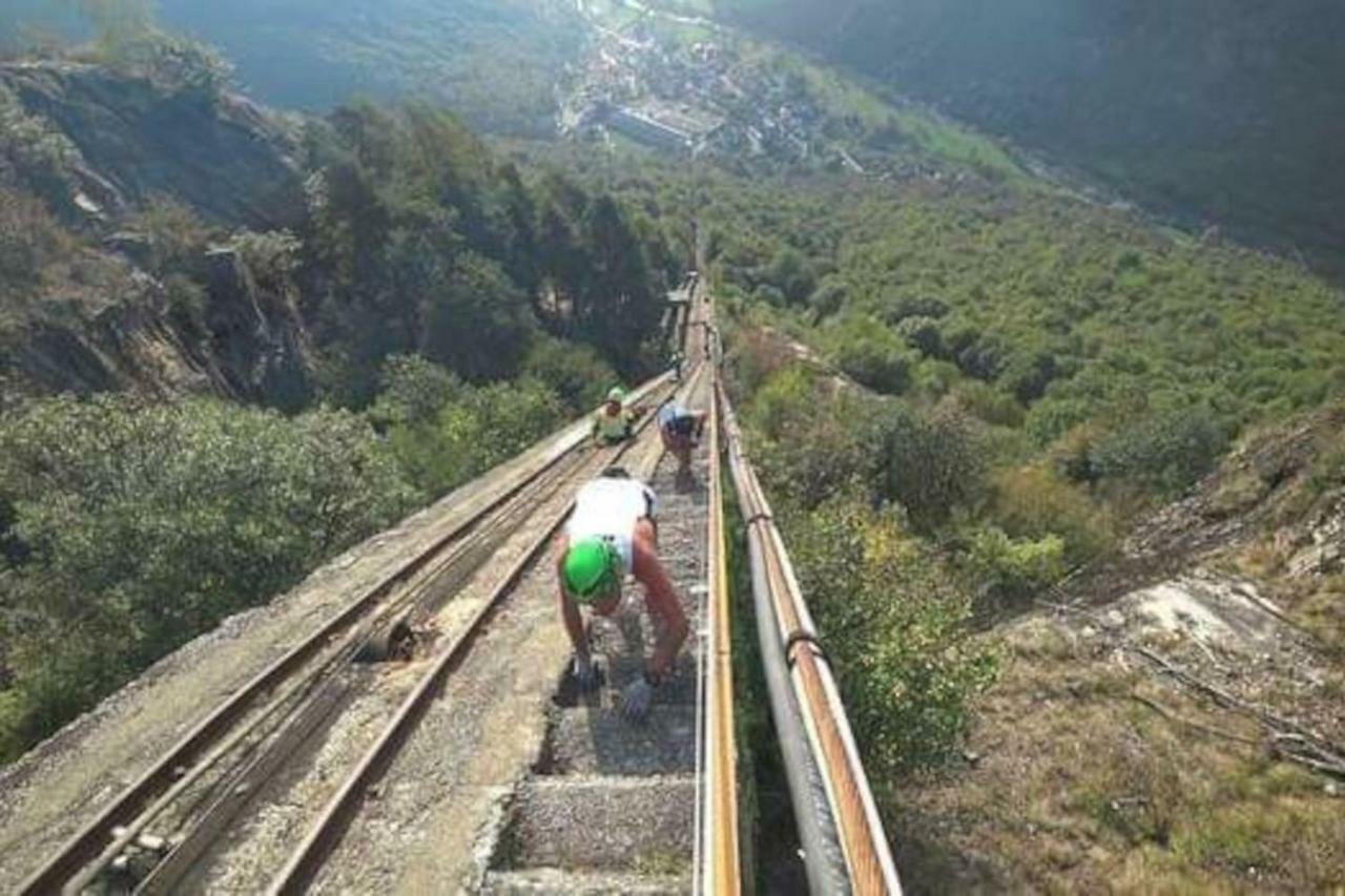 Bilocale a due passi dal Gran Paradiso Locana Bagian luar foto
