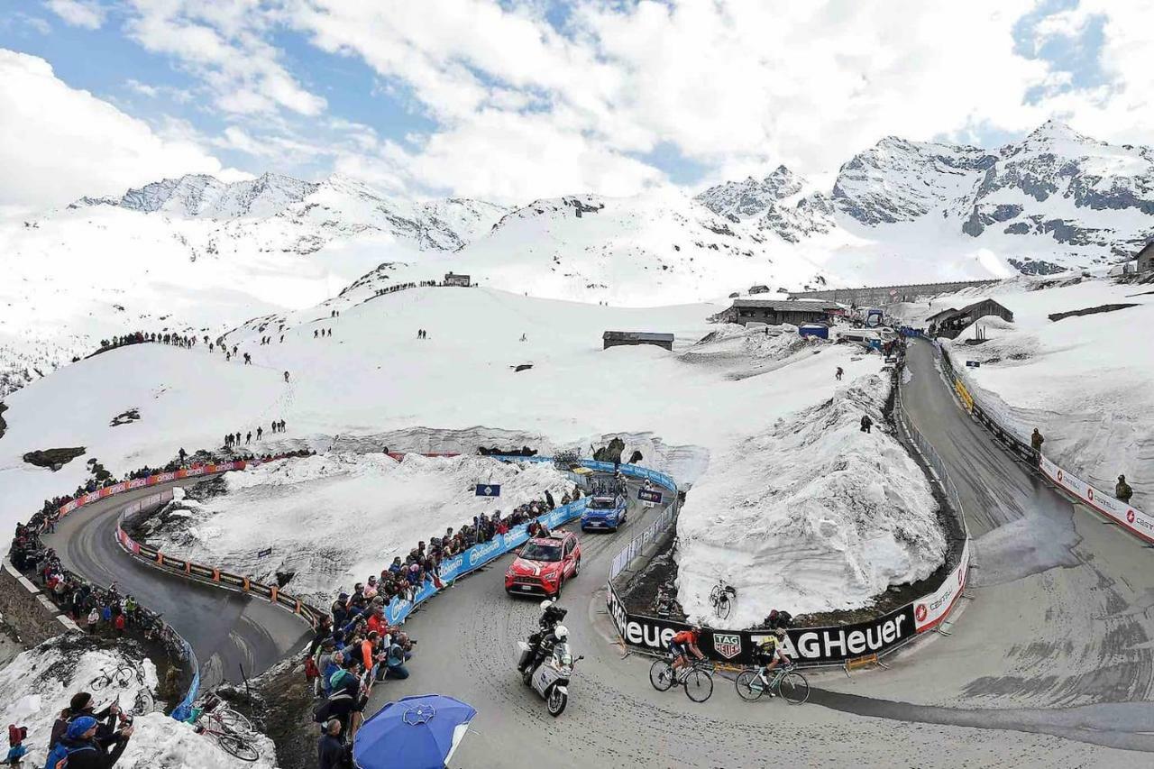 Bilocale a due passi dal Gran Paradiso Locana Bagian luar foto