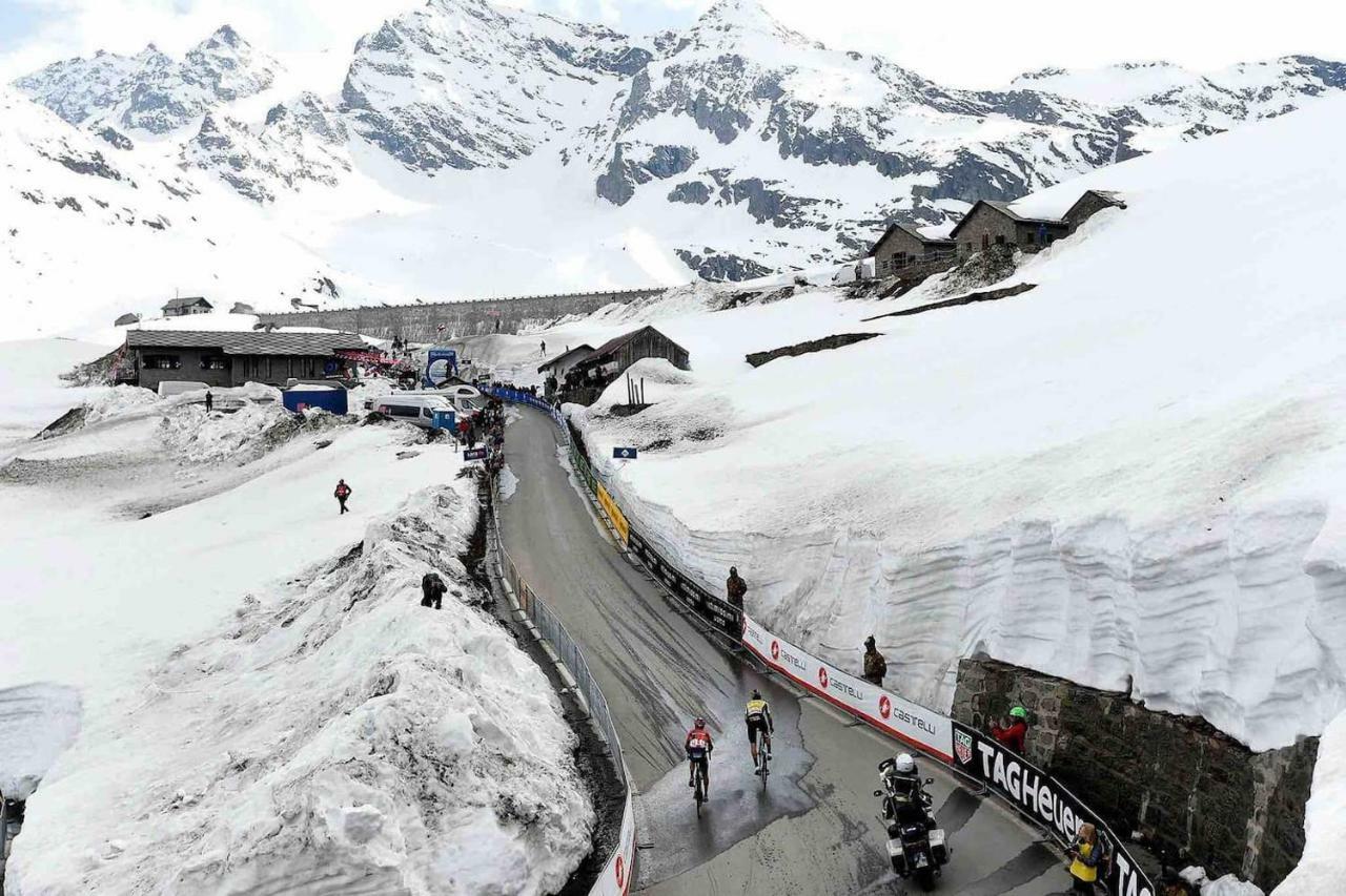 Bilocale a due passi dal Gran Paradiso Locana Bagian luar foto