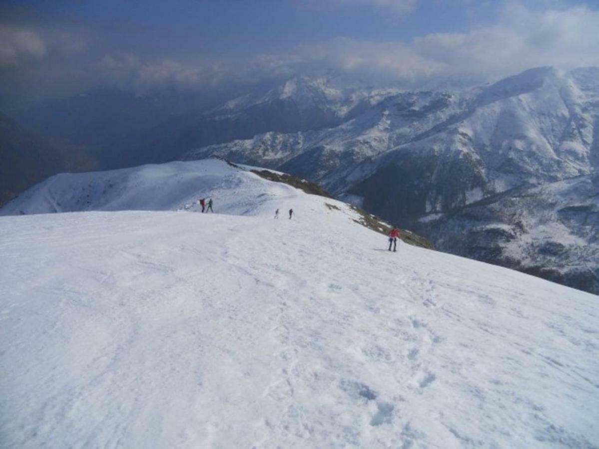 Bilocale a due passi dal Gran Paradiso Locana Bagian luar foto