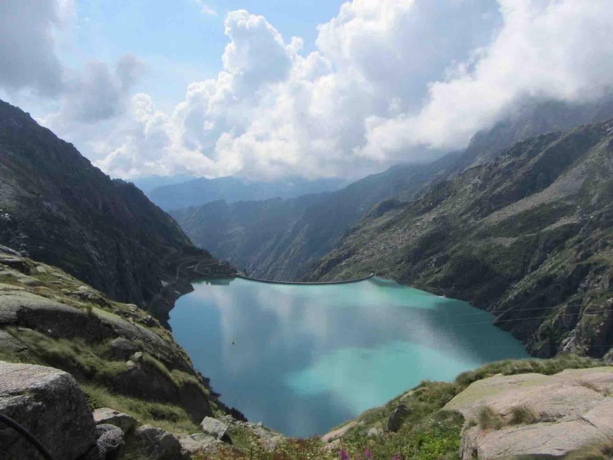 Bilocale a due passi dal Gran Paradiso Locana Bagian luar foto